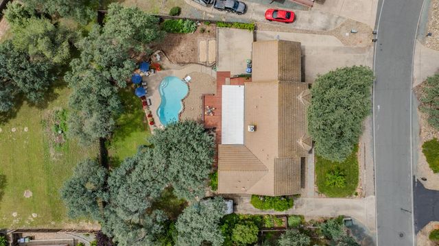 2274 Partridge Dr, Valley Springs, CA 95252