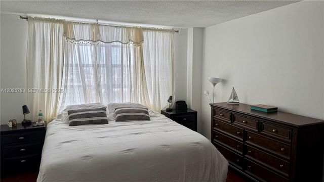 2780 NE 183rd Street 1607, Aventura, FL 33160