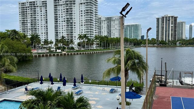 2780 NE 183rd Street 1607, Aventura, FL 33160