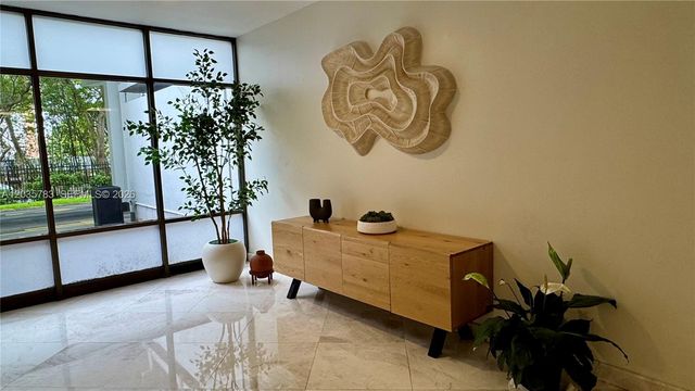 2780 NE 183rd Street 1607, Aventura, FL 33160