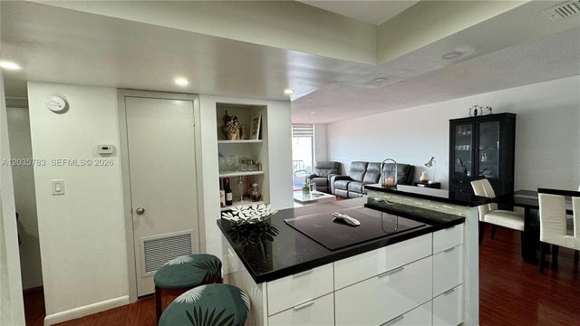 2780 NE 183rd Street 1607, Aventura, FL 33160