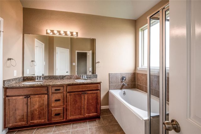 3206 Granite Gate Lane, Dickinson, TX 77539