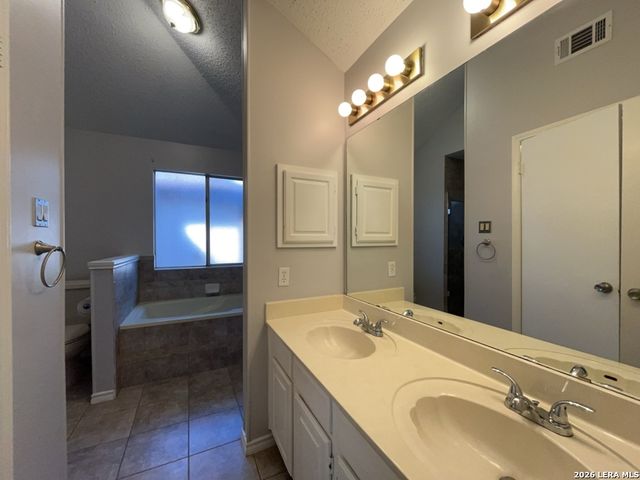 3502 Brandon Yates, San Antonio, TX 78217