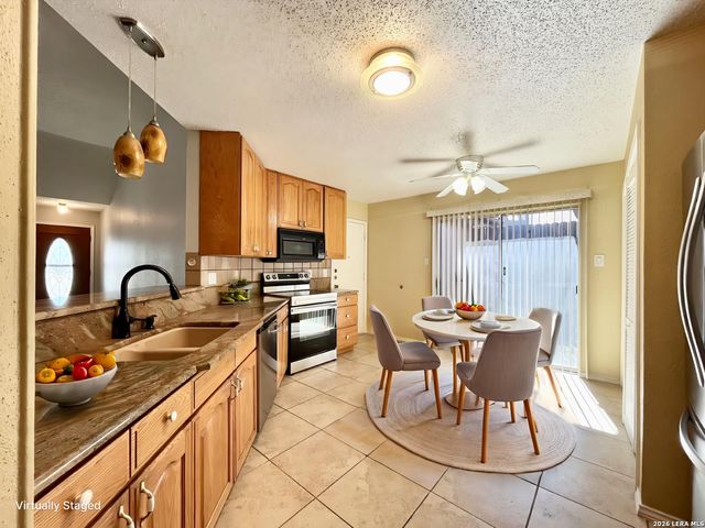 3502 Brandon Yates, San Antonio, TX 78217