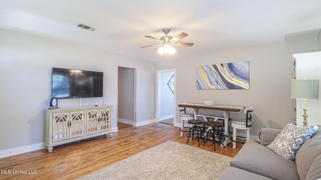 1093 Cherokee Street, Biloxi, MS 39530