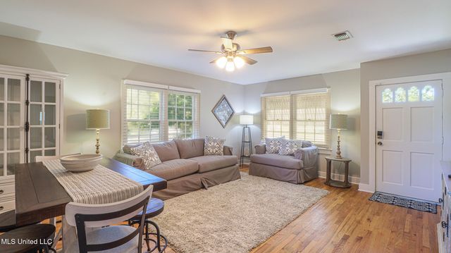 1093 Cherokee Street, Biloxi, MS 39530