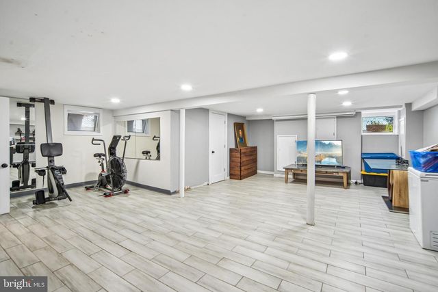 45 BAYVIEW AVE, Newark, NJ 07112