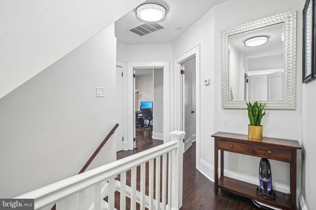45 BAYVIEW AVE, Newark, NJ 07112