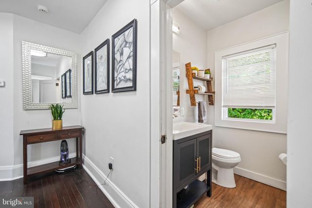 45 BAYVIEW AVE, Newark, NJ 07112