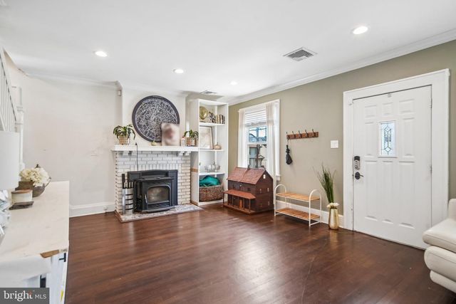45 BAYVIEW AVE, Newark, NJ 07112