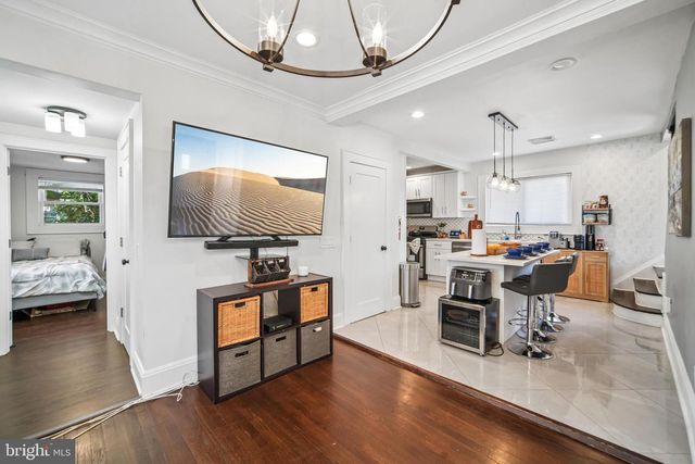45 BAYVIEW AVE, Newark, NJ 07112
