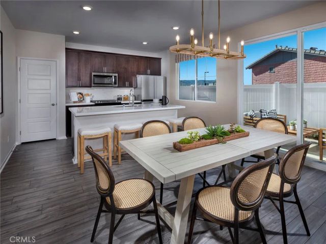 1131 Tropic Court, Redlands, CA 92374