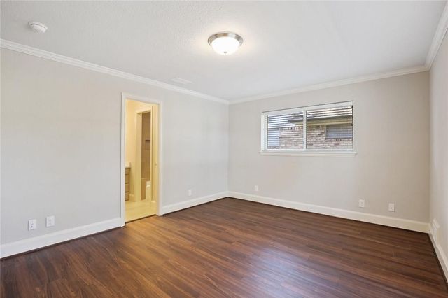 9015 Villa Park Circle, Dallas, TX 75225