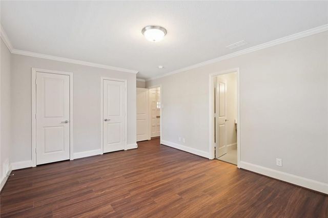 9015 Villa Park Circle, Dallas, TX 75225