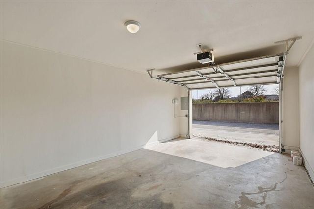 9015 Villa Park Circle, Dallas, TX 75225