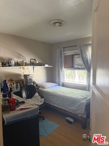 6250 Halbrent Avenue, Van Nuys, CA 91411