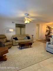 13715 RICHMOND PARK Drive N 201, Jacksonville, FL 32224