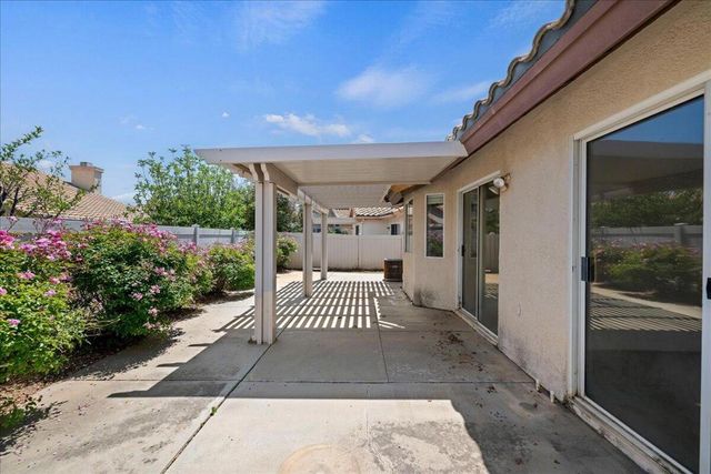 962 Oakland Hills Drive, Banning, CA 92220