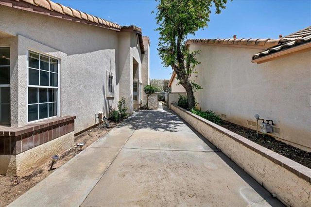962 Oakland Hills Drive, Banning, CA 92220