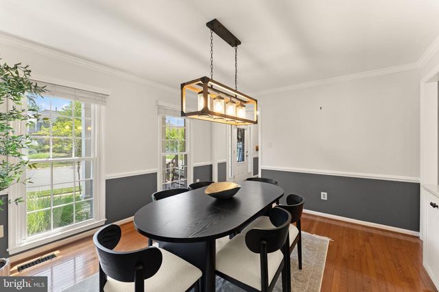 43305 WAYSIDE CIR, Ashburn, VA 20147