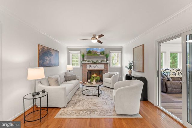 43305 WAYSIDE CIR, Ashburn, VA 20147