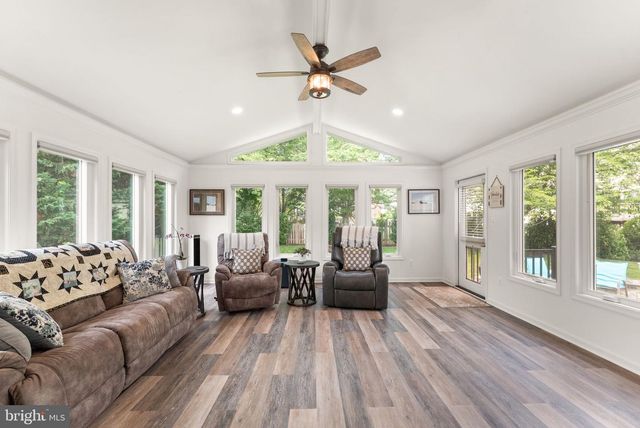 43305 WAYSIDE CIR, Ashburn, VA 20147