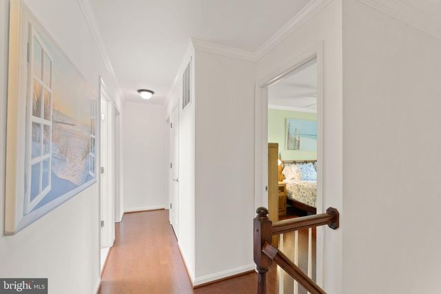43305 WAYSIDE CIR, Ashburn, VA 20147