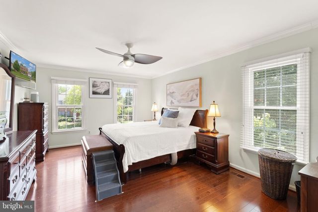43305 WAYSIDE CIR, Ashburn, VA 20147