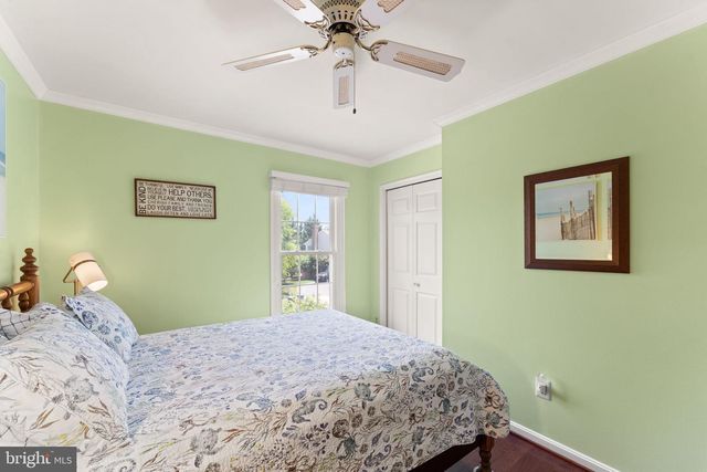43305 WAYSIDE CIR, Ashburn, VA 20147