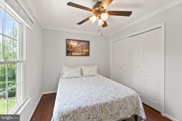 43305 WAYSIDE CIR, Ashburn, VA 20147