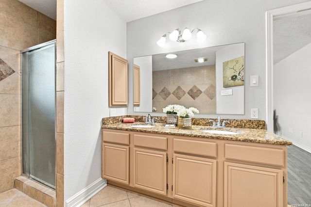 740 DEER CROSS LN, San Antonio, TX 78260