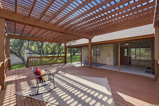 740 DEER CROSS LN, San Antonio, TX 78260