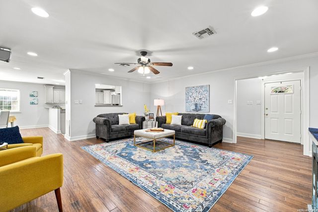 740 DEER CROSS LN, San Antonio, TX 78260