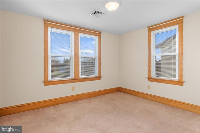 19310 SMALLWOOD TER, Hagerstown, MD 21742