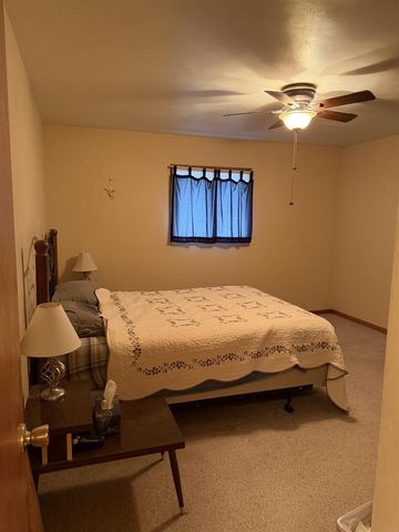 305 Sunset Drive, Deforest, WI 53532