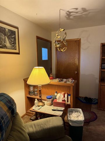 305 Sunset Drive, Deforest, WI 53532