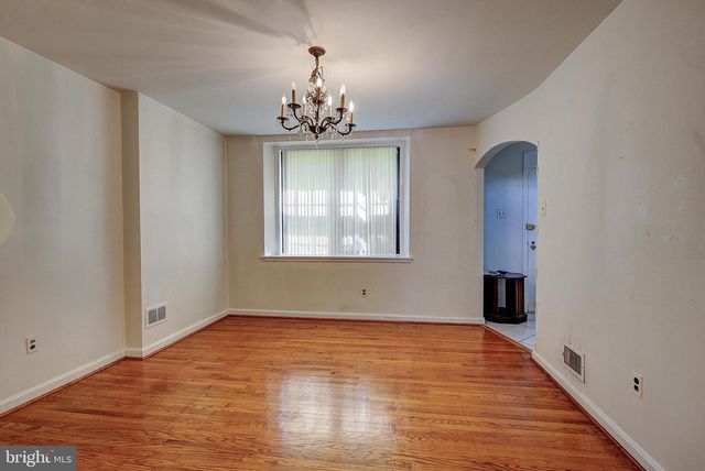 3425-29 W SCHOOL HOUSE LN, Philadelphia, PA 19129