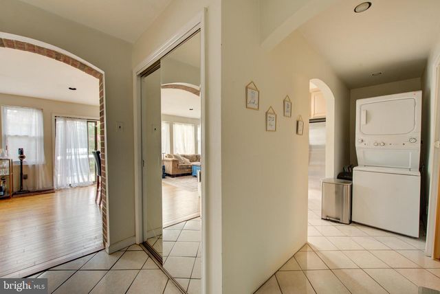 3425-29 W SCHOOL HOUSE LN, Philadelphia, PA 19129