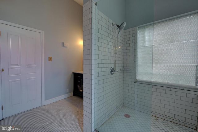 3425-29 W SCHOOL HOUSE LN, Philadelphia, PA 19129