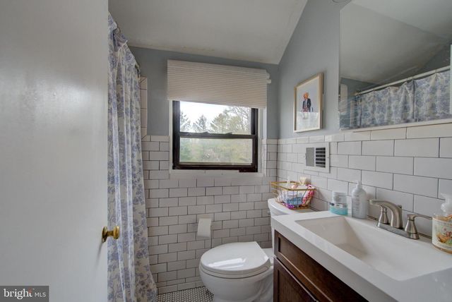 3425-29 W SCHOOL HOUSE LN, Philadelphia, PA 19129