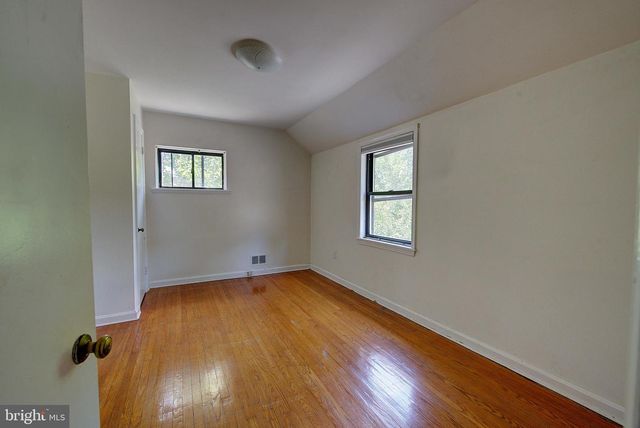 3425-29 W SCHOOL HOUSE LN, Philadelphia, PA 19129