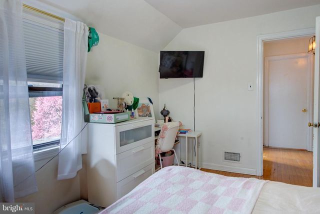 3425-29 W SCHOOL HOUSE LN, Philadelphia, PA 19129