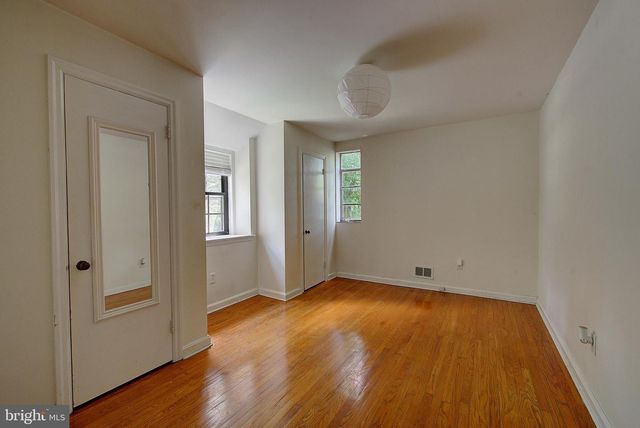 3425-29 W SCHOOL HOUSE LN, Philadelphia, PA 19129