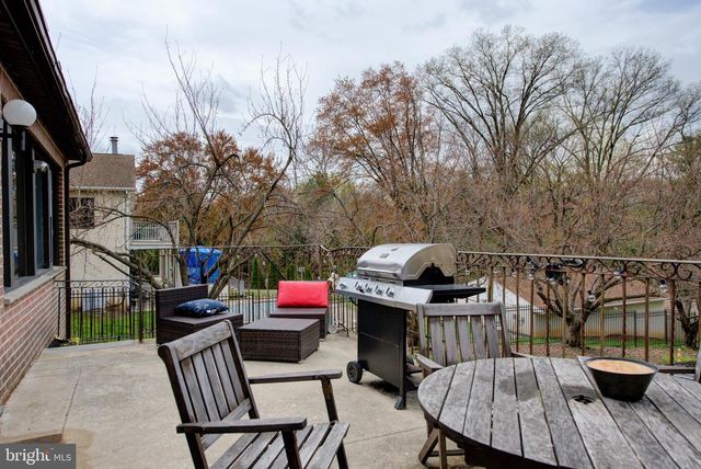 3425-29 W SCHOOL HOUSE LN, Philadelphia, PA 19129