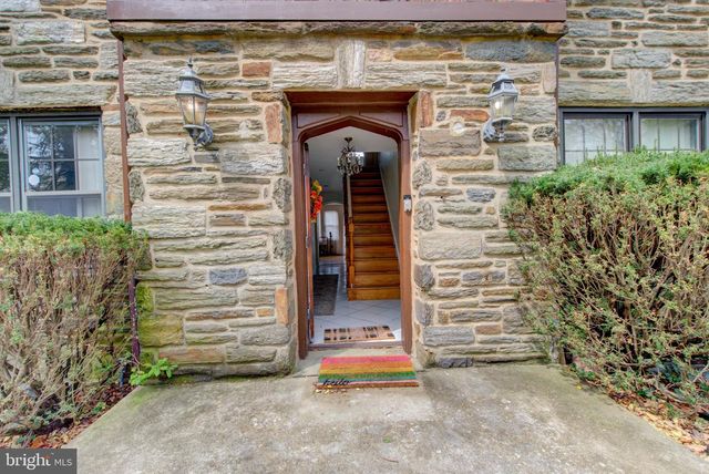 3425-29 W SCHOOL HOUSE LN, Philadelphia, PA 19129