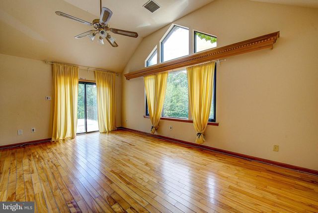 3425-29 W SCHOOL HOUSE LN, Philadelphia, PA 19129