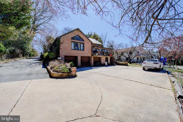 3425-29 W SCHOOL HOUSE LN, Philadelphia, PA 19129