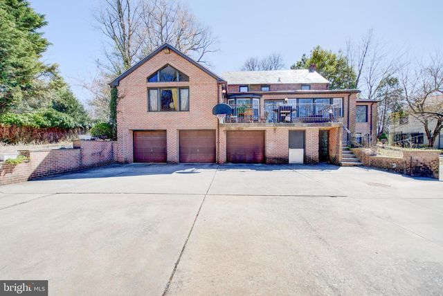 3425-29 W SCHOOL HOUSE LN, Philadelphia, PA 19129