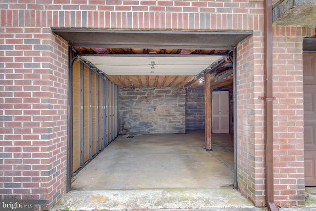 3425-29 W SCHOOL HOUSE LN, Philadelphia, PA 19129