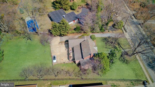 3425-29 W SCHOOL HOUSE LN, Philadelphia, PA 19129